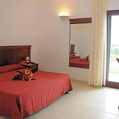 Agri Conte Salentino Hotell Sant Isidoro (Apulia)